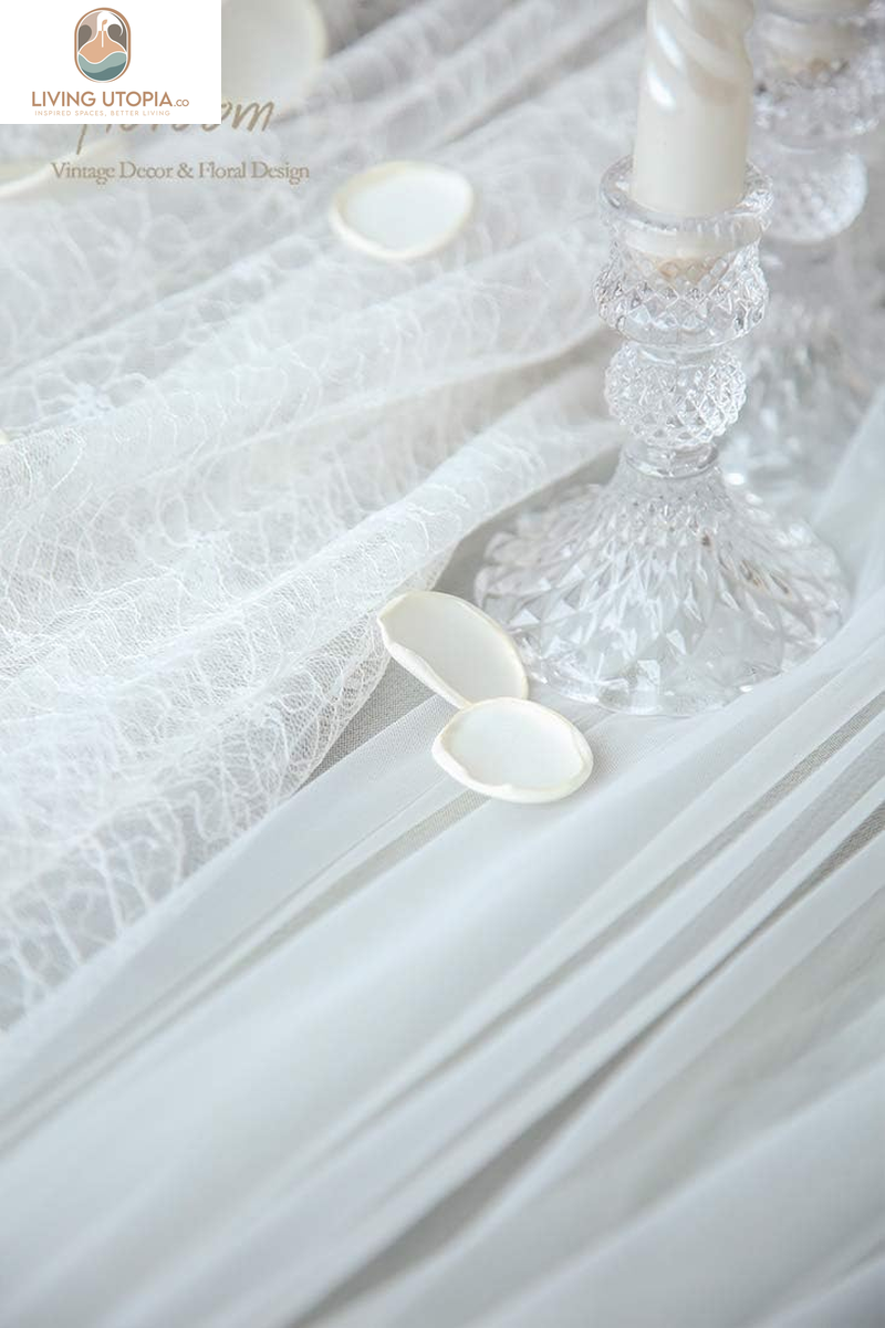 300Pcs Rose Petals Ivory Faux Silk Flower Petals for Wedding Flower Girl Basket White Aisle Scatter Dinner Table Centerpieces Party Confetti Bridal Shower Romantic Night Decoration
