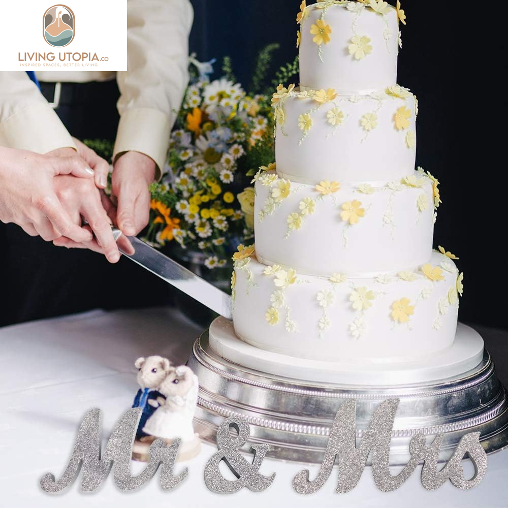 Mr and Mrs Sign Wedding Sweetheart Table Decorations,Mr and Mrs Letters Decorative Letters for Wedding Photo Props Party Banner Decoration,Wedding Shower Gift (Silver Glitter)