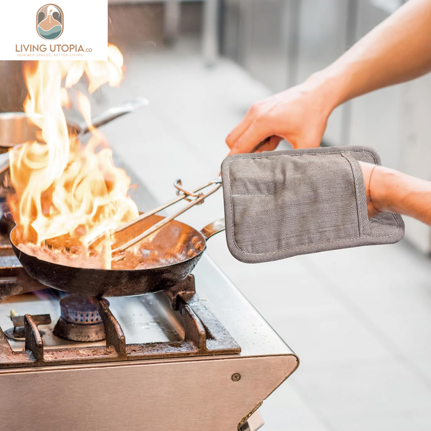 Pot Holders Yarn-Dyed Set of 3 Non Slip Silicone Kitchen Lines Heat Resistant 500℉ Kitchen Gloves BBQ Cooking Baking Cooking Barbecue Microwave Machine Washable (Khaki Pot Holders)