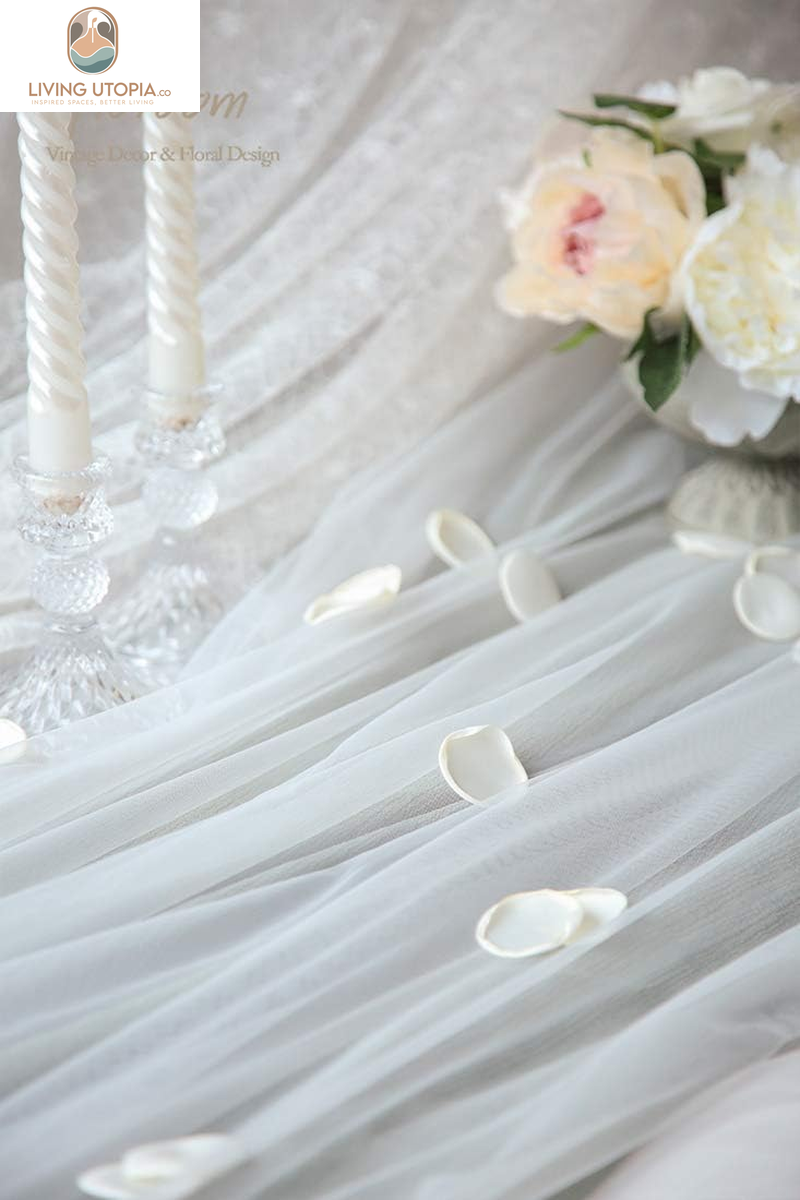 300Pcs Rose Petals Ivory Faux Silk Flower Petals for Wedding Flower Girl Basket White Aisle Scatter Dinner Table Centerpieces Party Confetti Bridal Shower Romantic Night Decoration