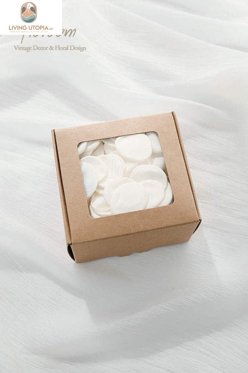 300Pcs Rose Petals Ivory Faux Silk Flower Petals for Wedding Flower Girl Basket White Aisle Scatter Dinner Table Centerpieces Party Confetti Bridal Shower Romantic Night Decoration