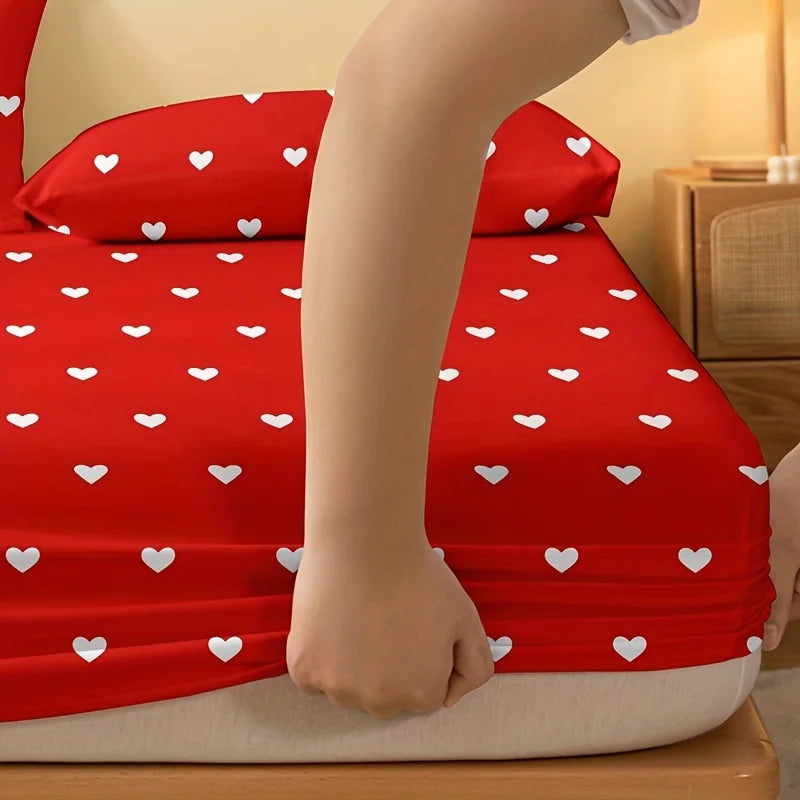 Romantic Heart-Print Bedding Set